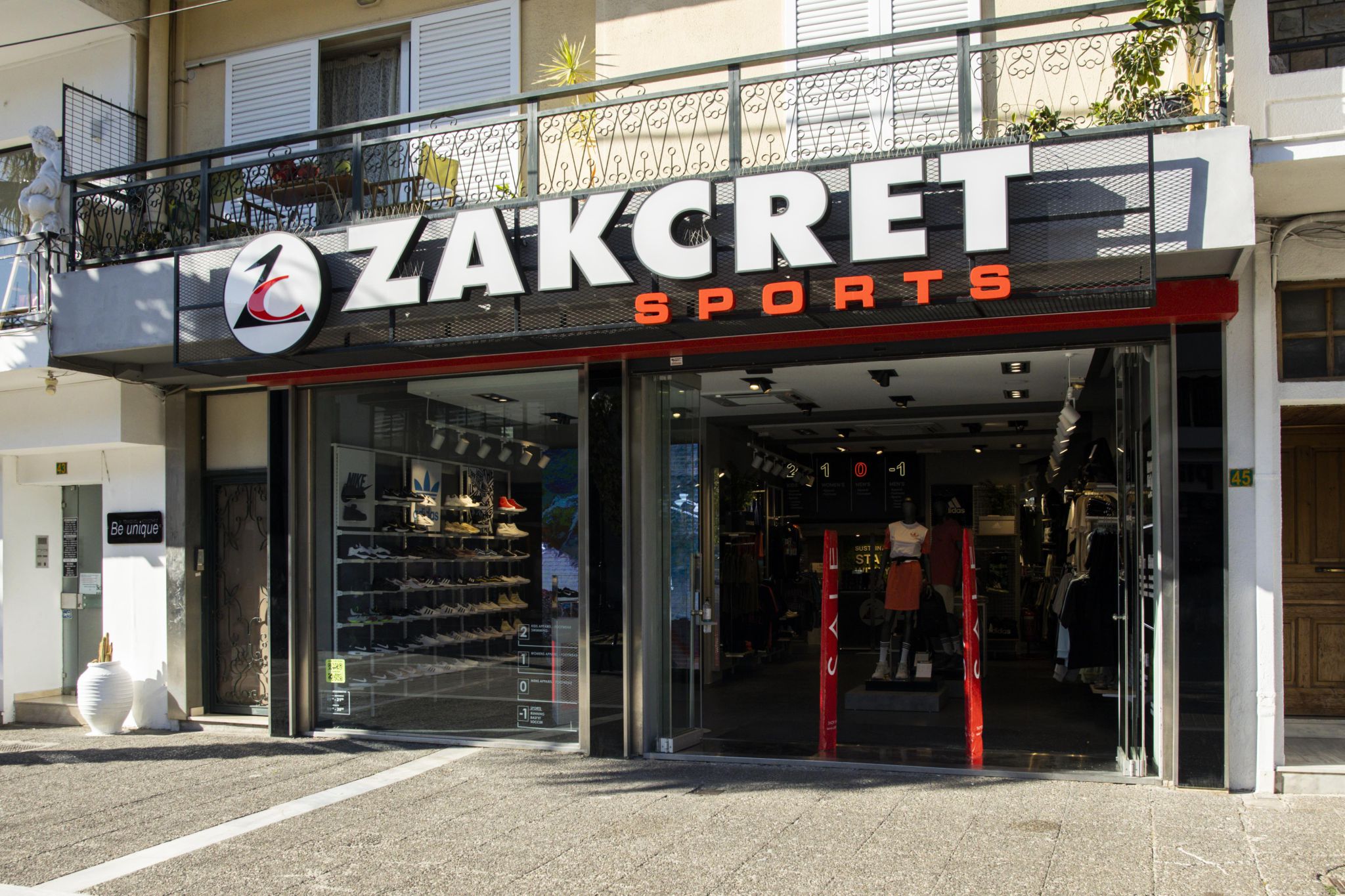 ZAKCRET Περιστέρι